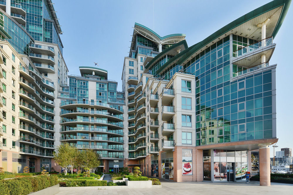 St George Wharf London Exterior photo